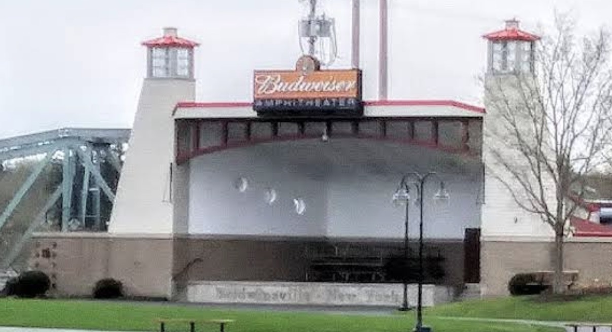 B’ville Amp Stage