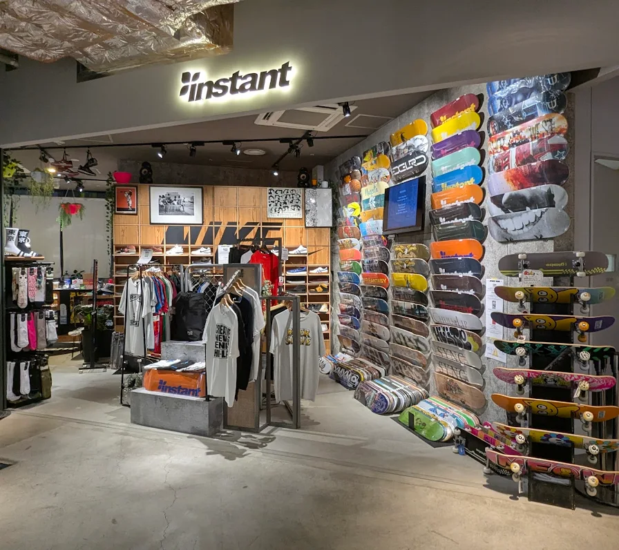Instant Skateboard Shop
