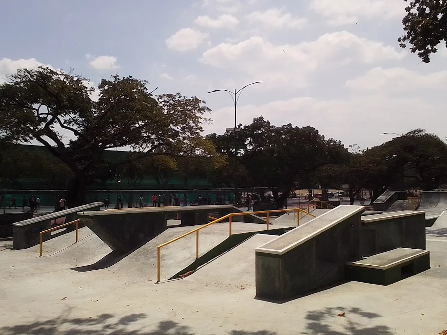 Parque del Este Skatepark